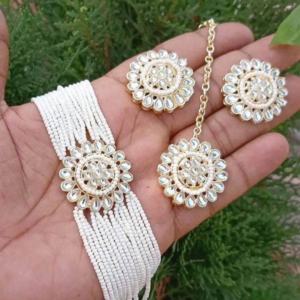 pearl And Kundan Choker Set