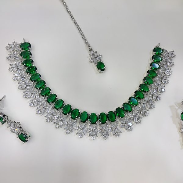 Diamond necklace set Ad Green Stone