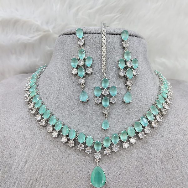 Diamond necklace Set Pest Ad Stone