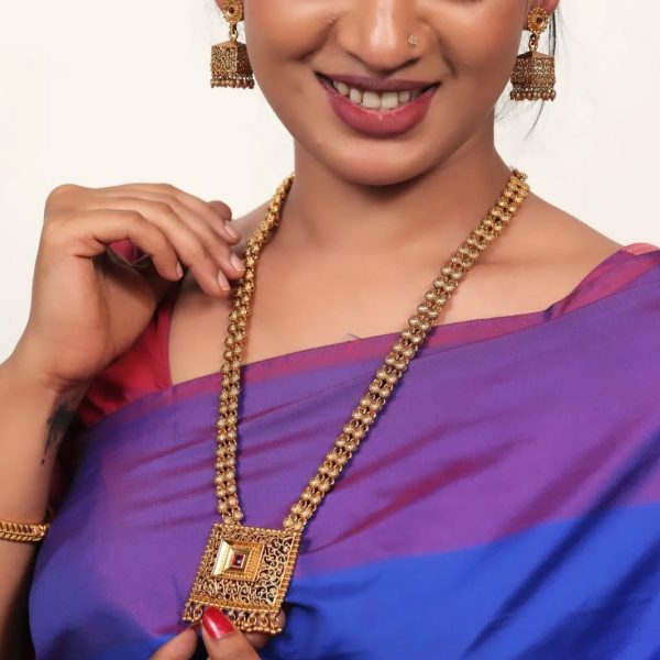 প্রিমিয়াম লাক্সারি সিতা এবং কানের দুলের সেট